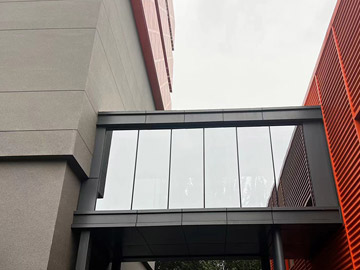 沈陽玻璃幕墻安裝施工的過程有哪些步驟